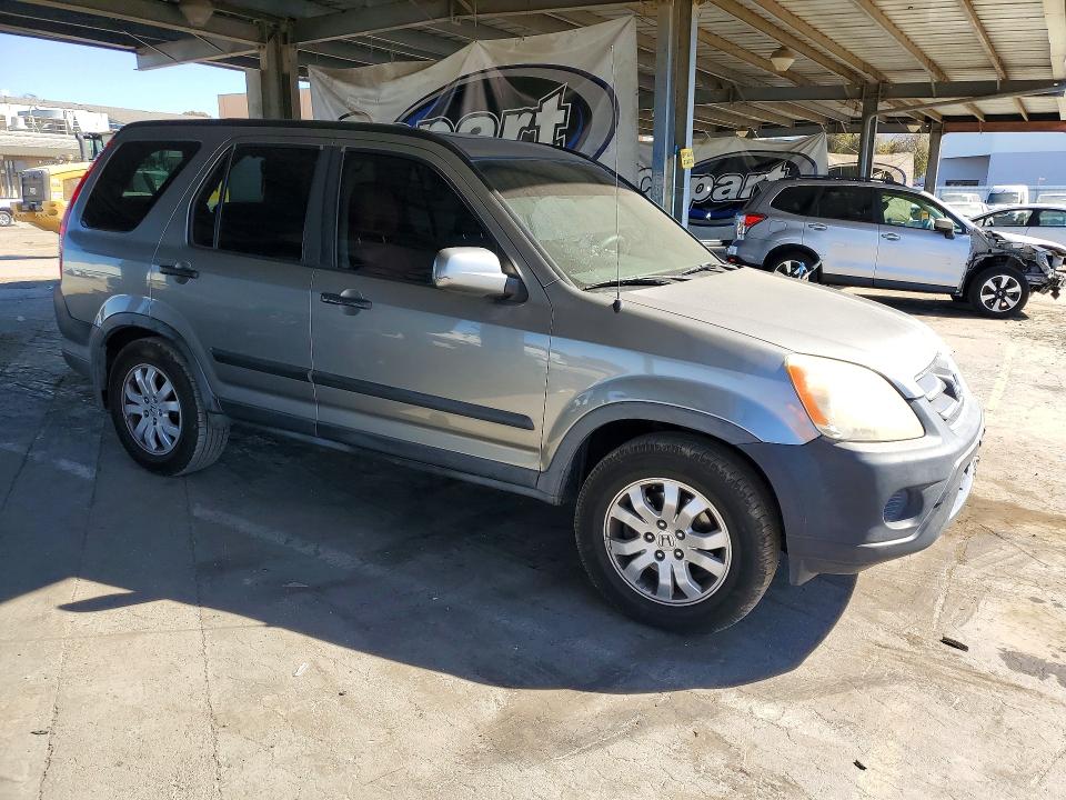 Photo 4 from auction – 2006 HONDA CR-V with VIN JHLRD78816C056070