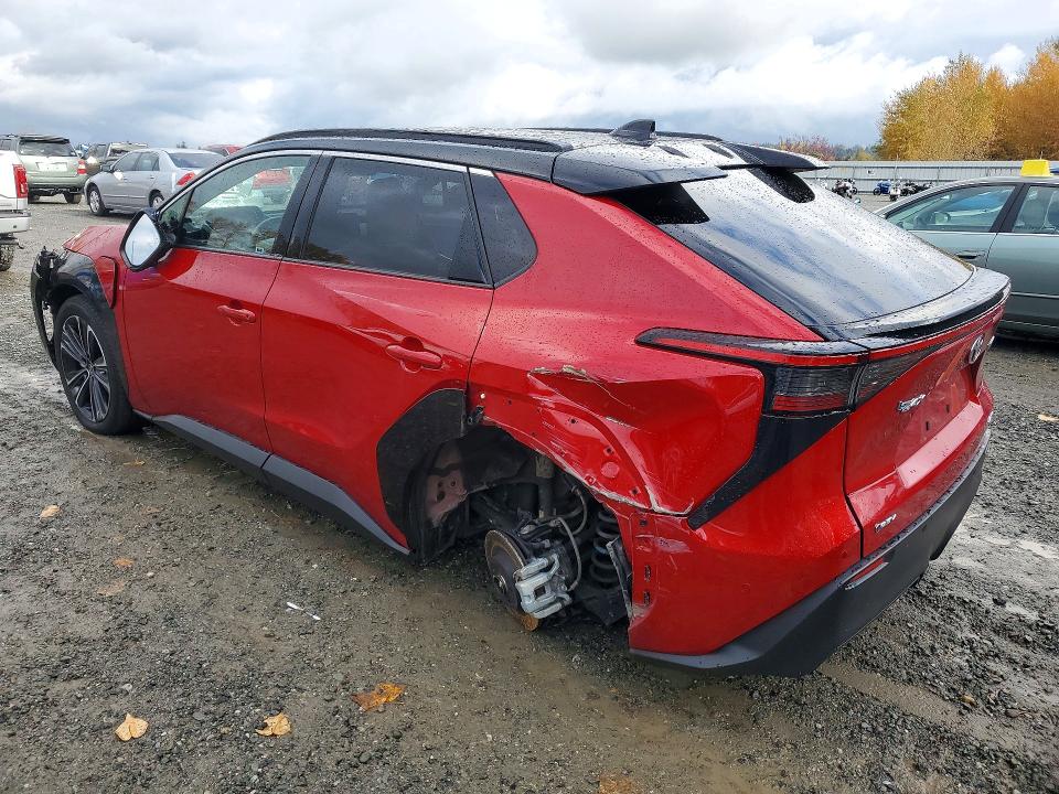 Снимка 2 от търг – 2024 TOYOTA BZ4X с VIN JTMABACA1RA069666