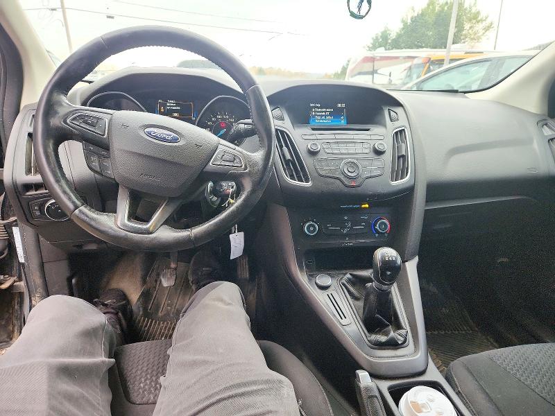 Photo 8 from auction – 2016 FORD FOCUS with VIN 1FADP3K20GL333861