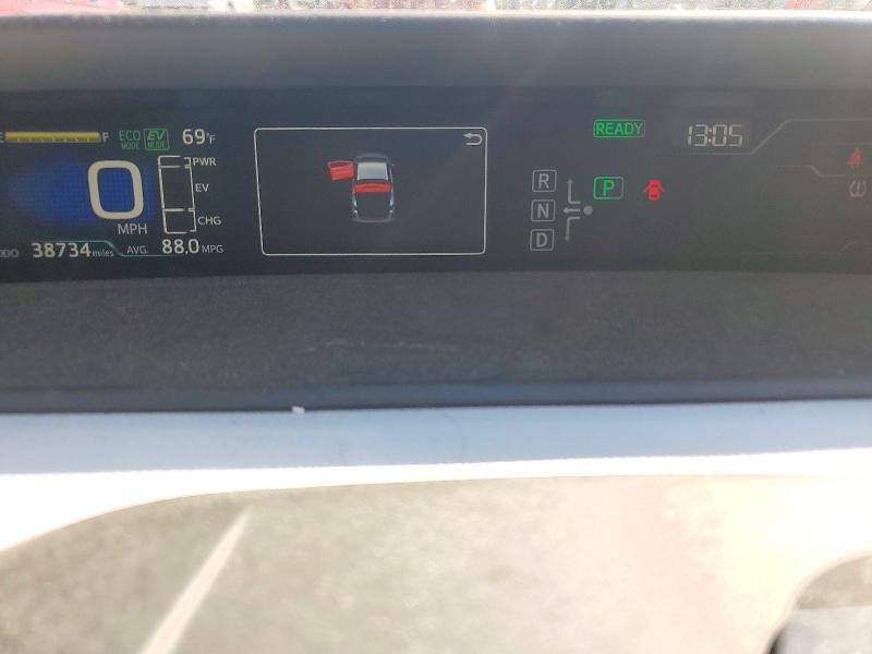 Photo 9 from auction – 2018 TOYOTA PRIUS PRIME with VIN JTDKARFP6J3079365