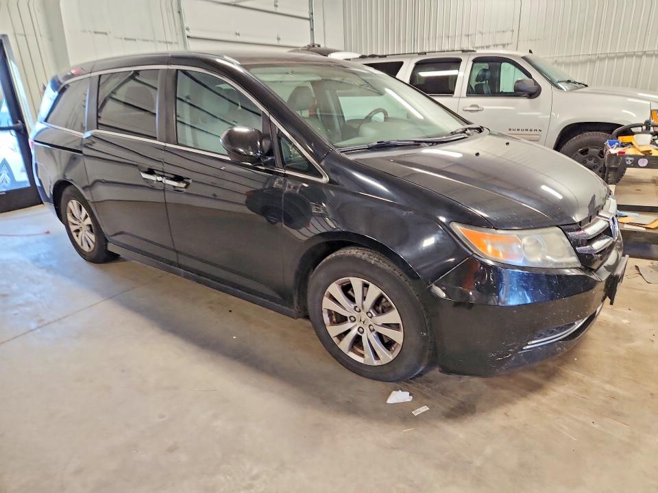 Photo 4 from auction – 2016 HONDA ODYSSEY with VIN 5FNRL5H37GB005606