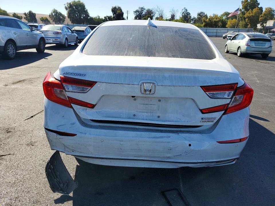 Снимка 6 от търг – 2020 HONDA ACCORD с VIN 1HGCV3F98LA017618