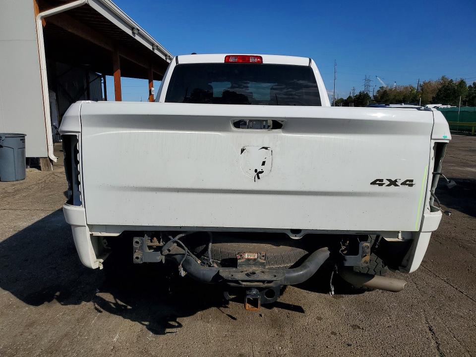 Снимка 6 от търг – 2016 RAM 1500 с VIN 1C6RR7FG5GS417730