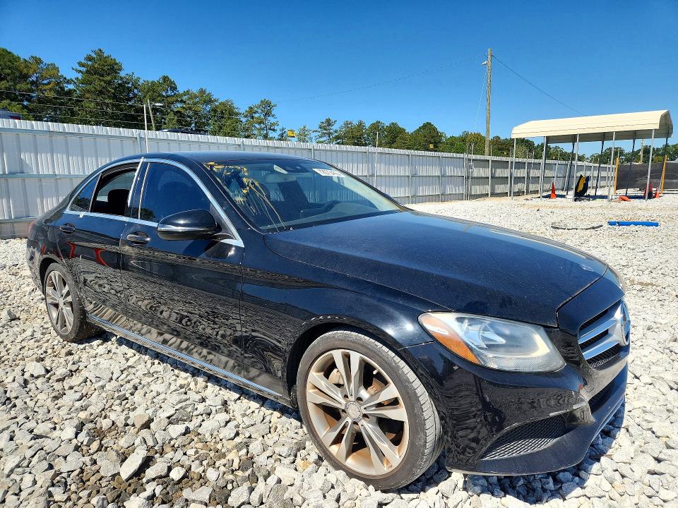 Снимка 4 от търг – 2016 MERCEDES-BENZ C с VIN 55SWF4JB0GU156694