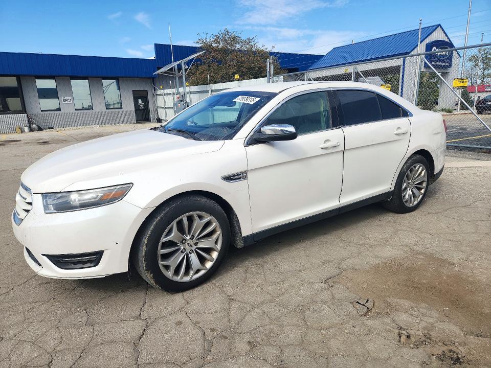 2015 FORD TAURUS - Търг №72979216