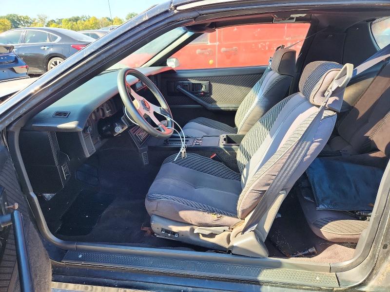 Снимка 7 от търг – 1984 CHEVROLET CAMARO с VIN 1G1AP87G6EL182948