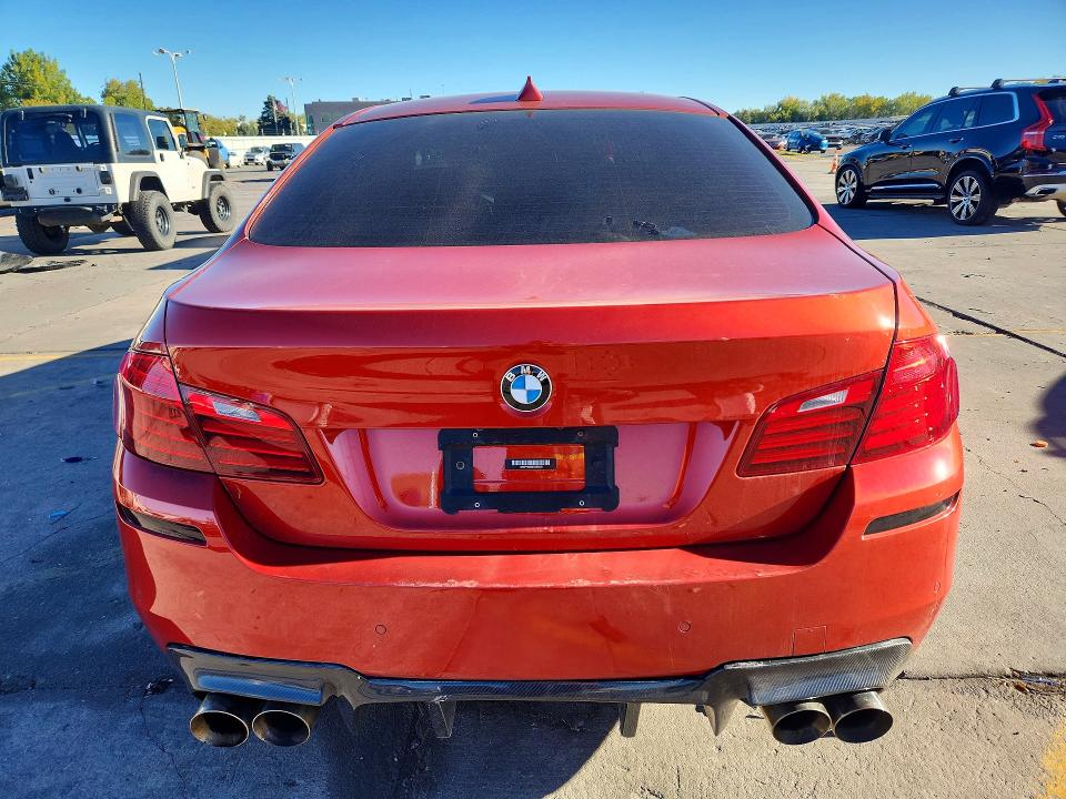 Снимка 6 от търг – 2014 BMW M5 с VIN WBSFV9C58ED593428