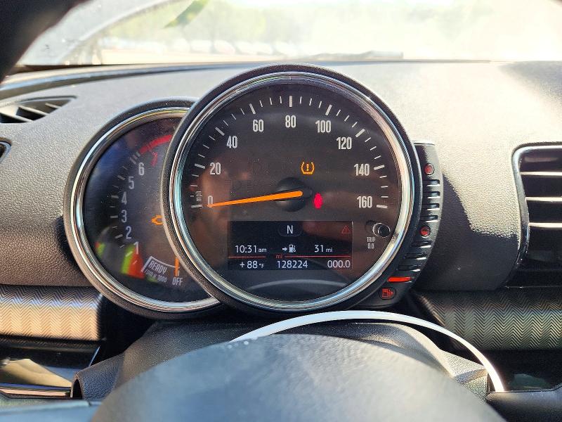 Снимка 9 от търг – 2016 MINI COOPER с VIN WMWLN5C55G2B34875