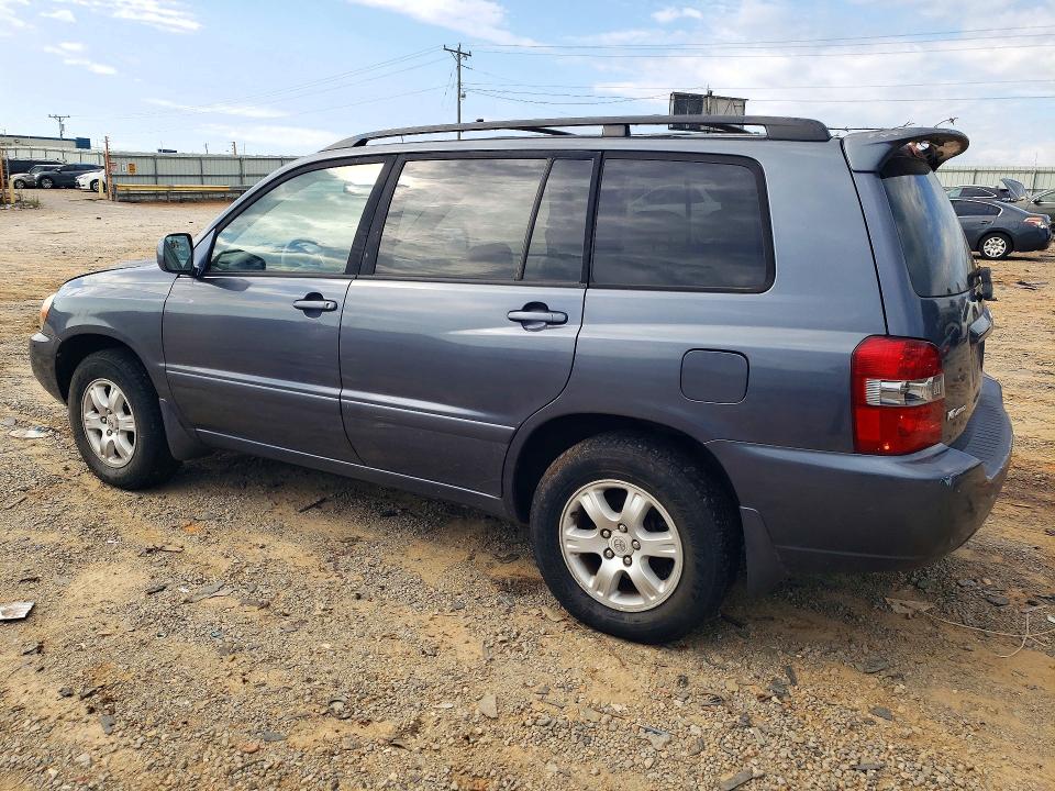 Снимка 2 от търг – 2004 TOYOTA HIGHLANDER с VIN JTEEP21A840006523