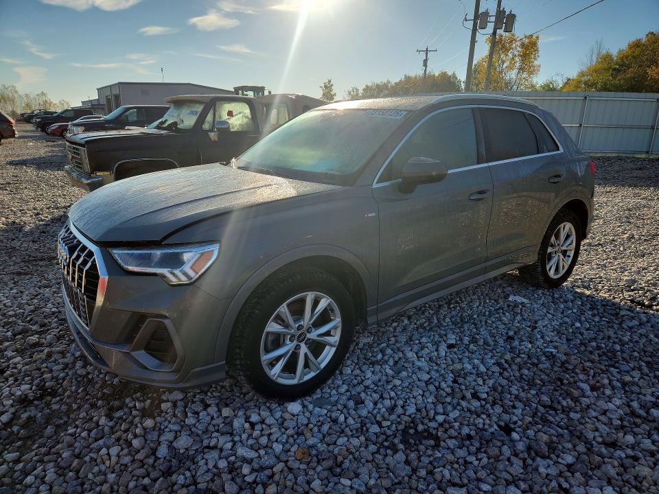 AUDI Q3 2022 с VIN WA1EECF36N1098778 - Снимка от търг