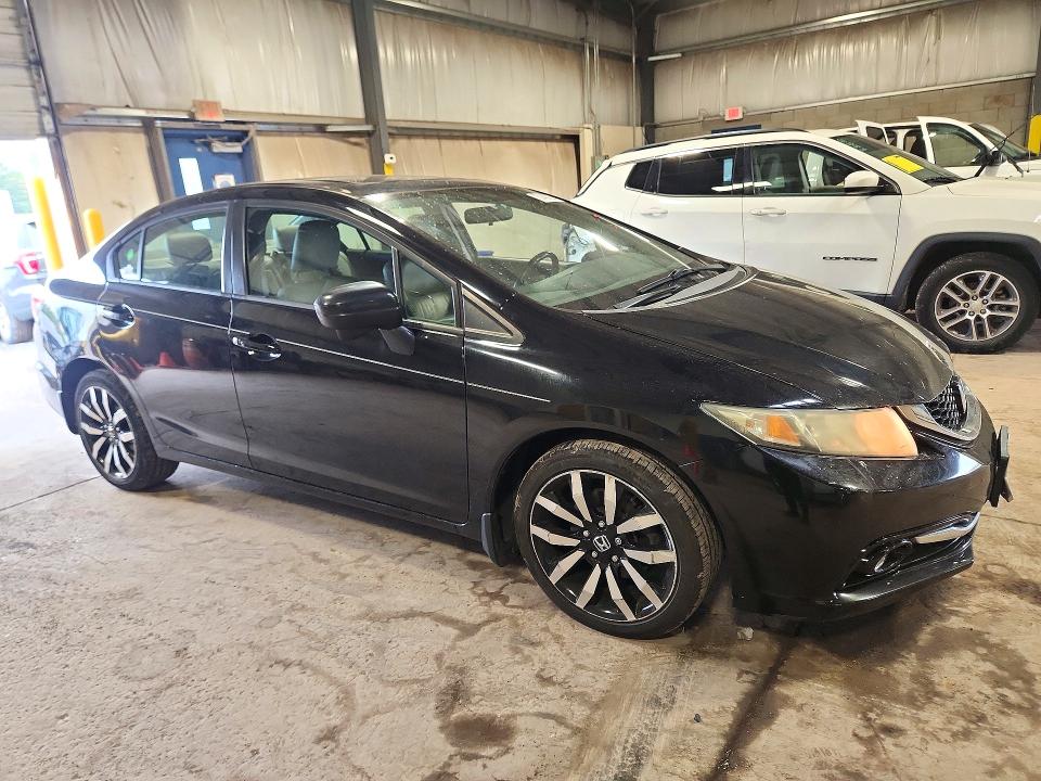 Photo 4 from auction – 2015 HONDA CIVIC with VIN 19XFB2F90FE200673