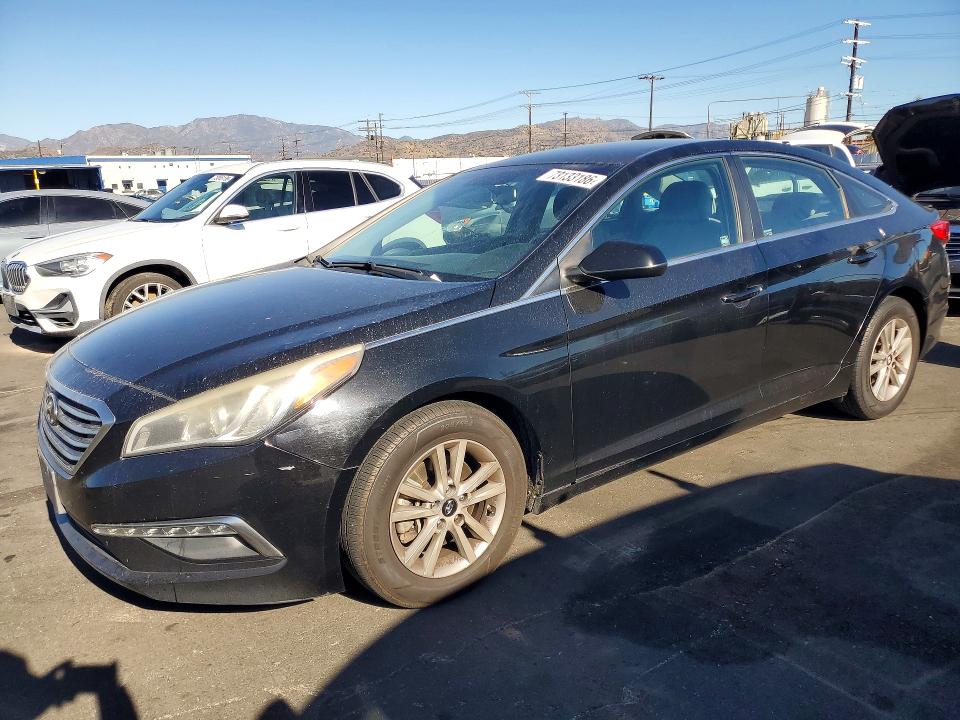 HYUNDAI SONATA 2015 с VIN 5NPE24AF9FH018809 - Снимка от търг