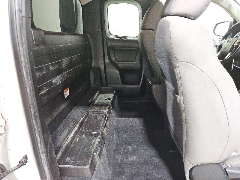 Снимка 10 от търг – 2022 TOYOTA TACOMA с VIN 3TYRX5GN2NT055575