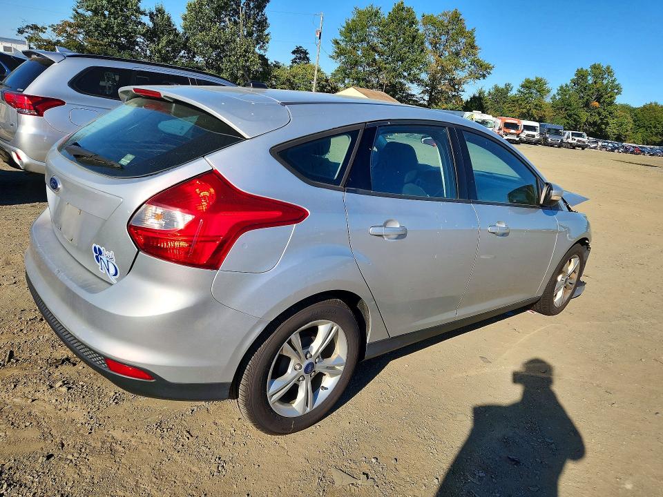 Photo 3 from auction – 2013 FORD FOCUS with VIN 1FADP3K21DL299778