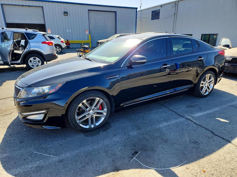 KIA OPTIMA 2013 with VIN 5XXGR4A68DG164731 - Photo from auction