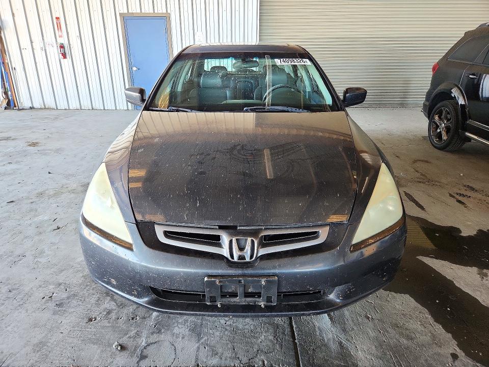 Снимка 5 от търг – 2004 HONDA ACCORD с VIN 1HGCM66504A079663