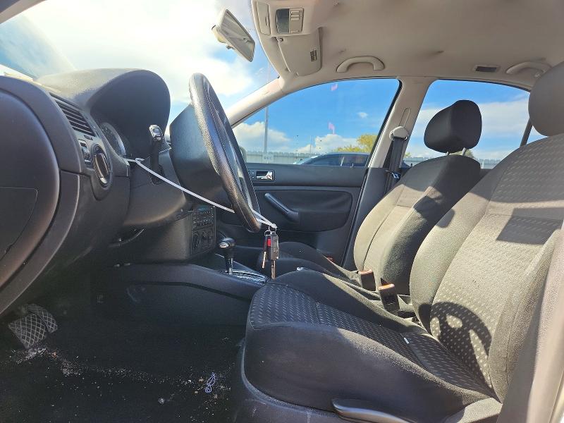Снимка 7 от търг – 2004 VOLKSWAGEN JETTA с VIN 3VWRK69M94M131258