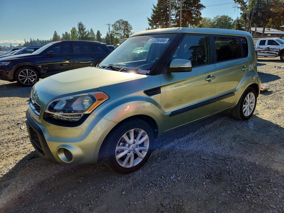 KIA SOUL 2013 with VIN KNDJT2A61D7513023 - Photo from auction
