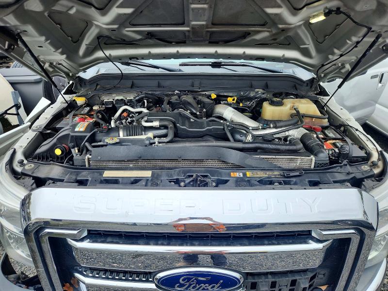 صورة رقم 11 من المزاد - 2015 FORD F350 مع VIN 1FT8W3BT2FEA33376