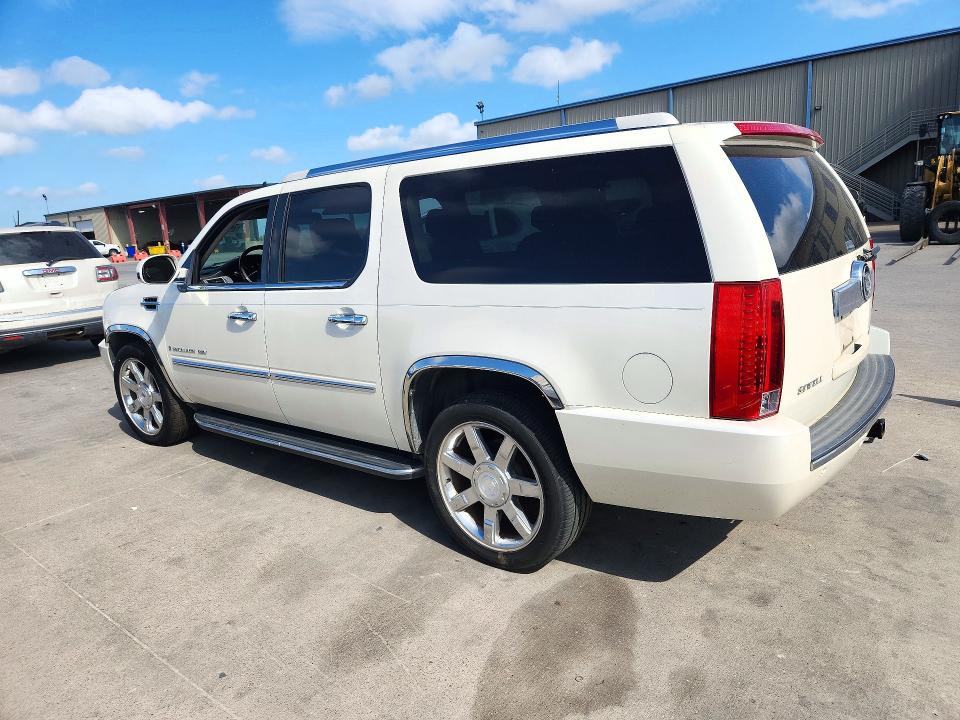 صورة رقم 2 من المزاد - 2008 CADILLAC ESCALADE مع VIN 1GYFK66838R260284