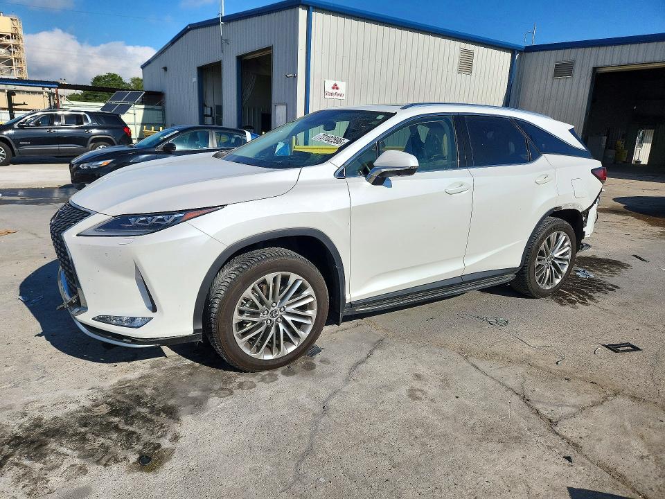 LEXUS RX 2022 مع رقم تعريف المركبة JTJJZKFA6N2036855 - صورة من المزاد