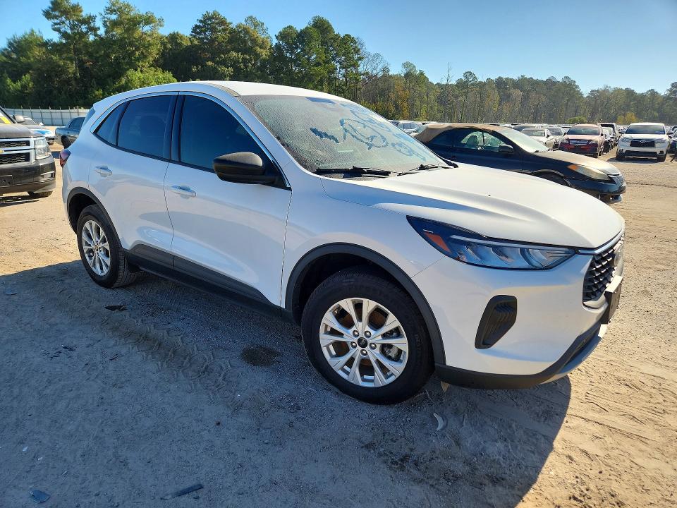 Foto 4 de la subasta – 2023 FORD ESCAPE con VIN 1FMCU9GN5PUA21061