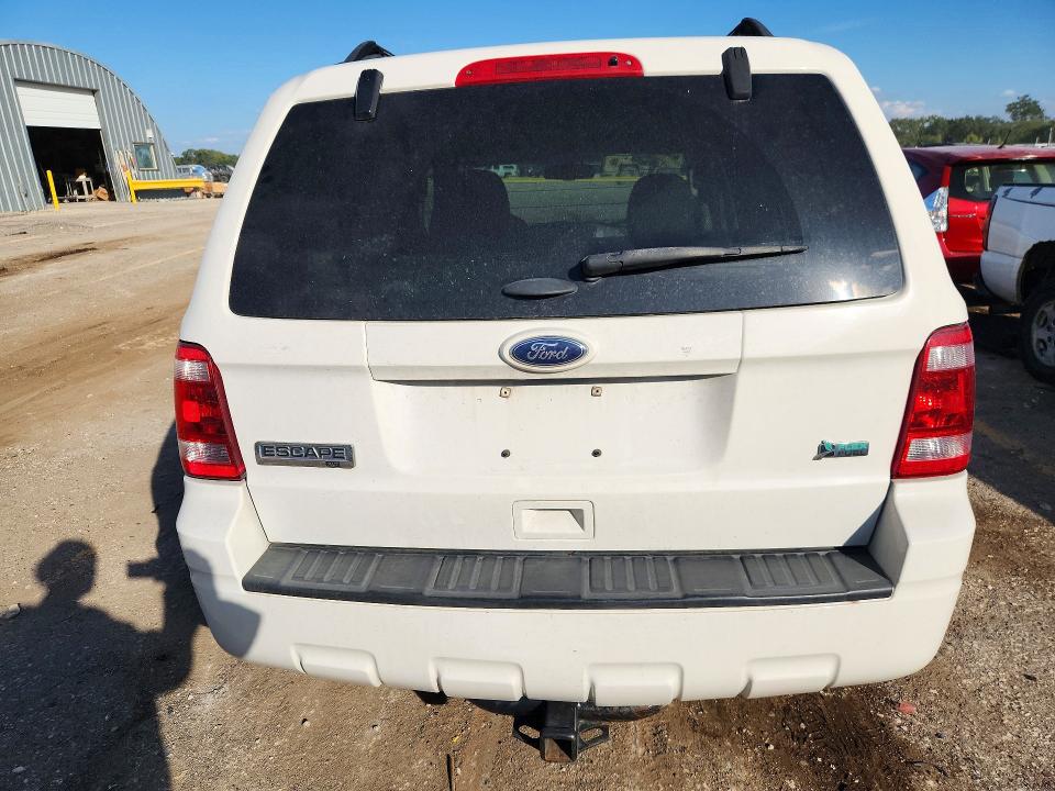 Photo 6 from auction – 2012 FORD ESCAPE with VIN 1FMCU0DG0CKA64584
