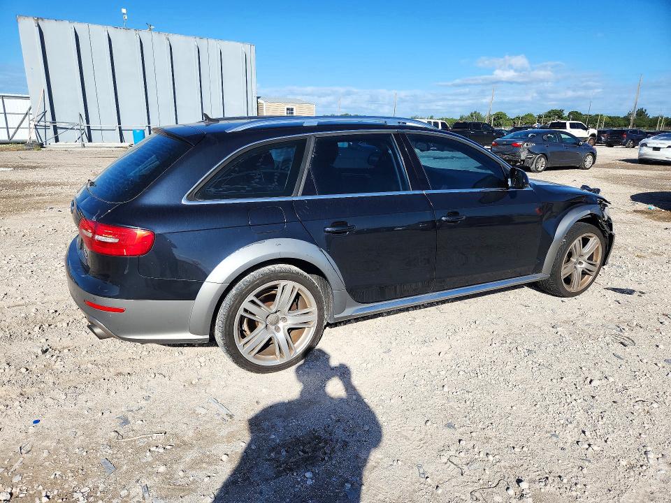 Снимка 3 от търг – 2013 AUDI A4 ALLROAD с VIN WA1UFAFL0DA067490