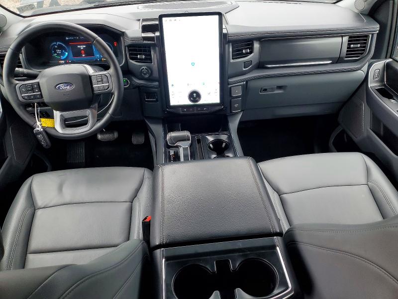 Снимка 8 от търг – 2025 FORD F150 с VIN 1FT6W3LU6SWG14771
