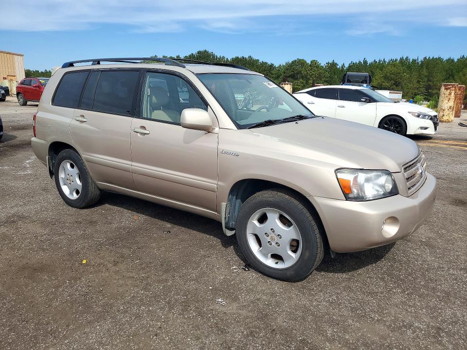 Photo 4 from auction – 2004 TOYOTA HIGHLANDER with VIN JTEDP21A040040967