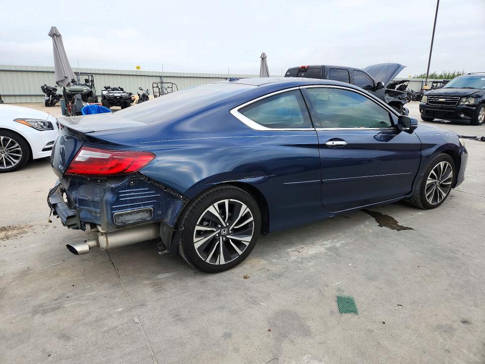 Photo 3 from auction – 2017 HONDA ACCORD with VIN 1HGCT2B82HA002598
