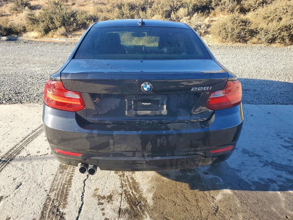 Photo 6 from auction – 2014 BMW 228 with VIN WBA1F5C59EV255650