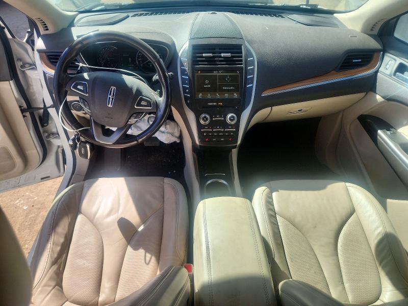 صورة رقم 8 من المزاد - 2017 LINCOLN MKC مع VIN 5LMCJ2C98HUL16761