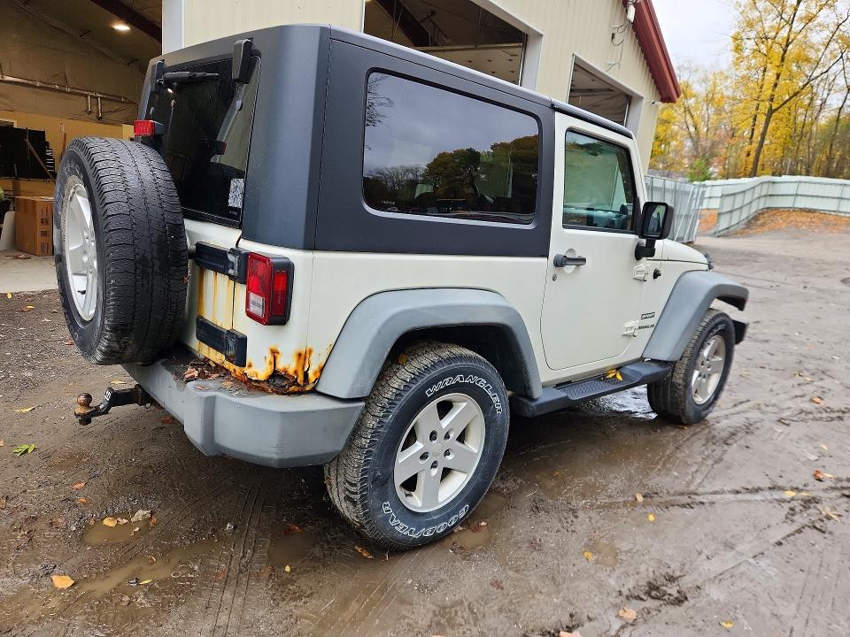صورة رقم 3 من المزاد - 2010 JEEP WRANGLER مع VIN 1J4AA2D15AL116661