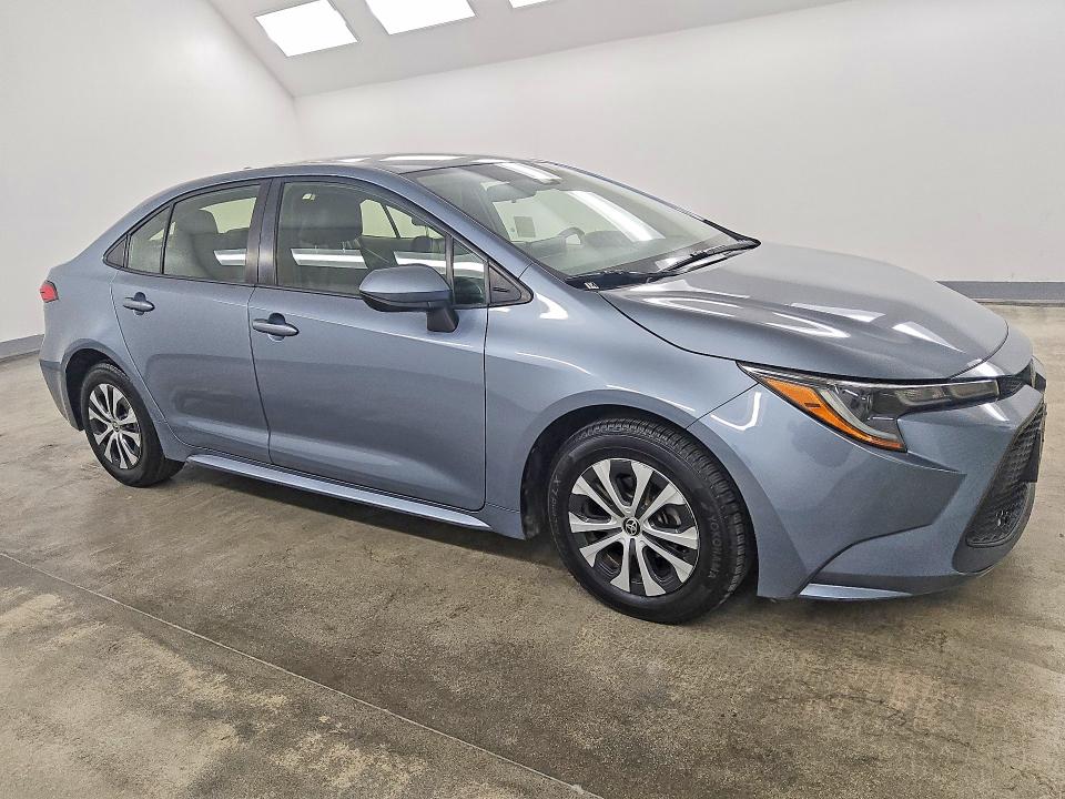Photo 4 from auction – 2022 TOYOTA COROLLA with VIN JTDEAMDE2NJ036788