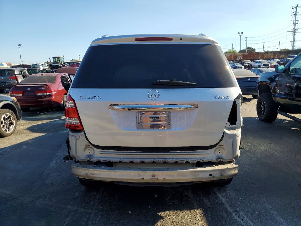 Photo 6 from auction – 2011 MERCEDES-BENZ GL with VIN 4JGBF7BE9BA742401