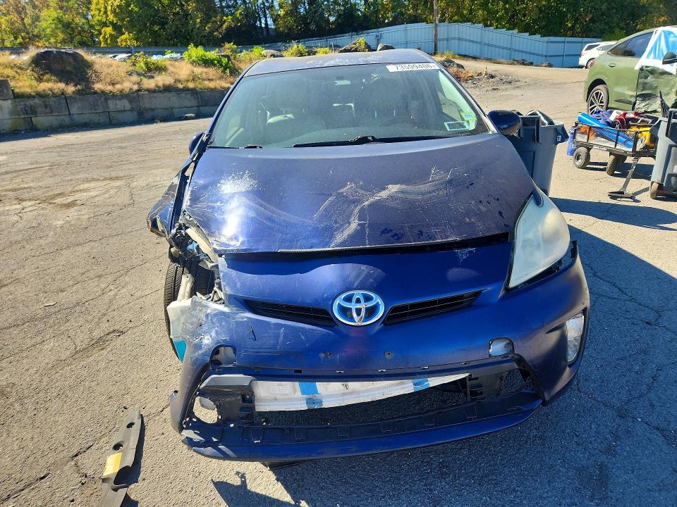 Снимка 5 от търг – 2013 TOYOTA PRIUS с VIN JTDKN3DUXD1618886