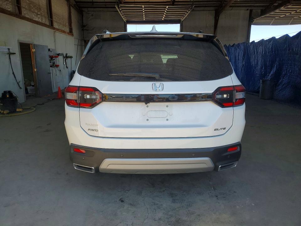 Photo 6 from auction – 2023 HONDA PILOT with VIN 5FNYG1H87PB041056