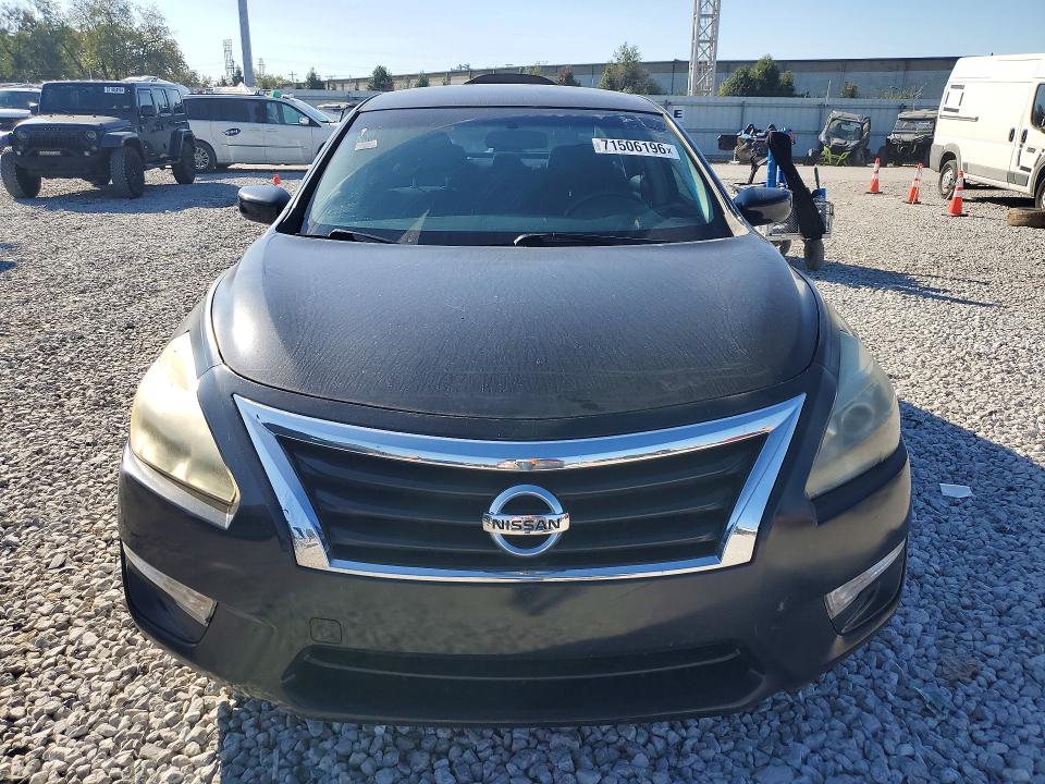 Photo 5 from auction – 2013 NISSAN ALTIMA with VIN 1N4AL3AP7DC920386