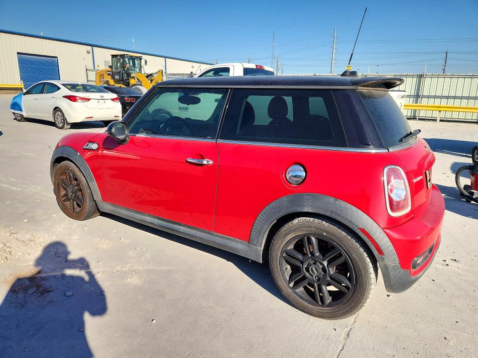 صورة رقم 2 من المزاد - 2012 MINI COOPER مع VIN WMWSV3C51CT385863