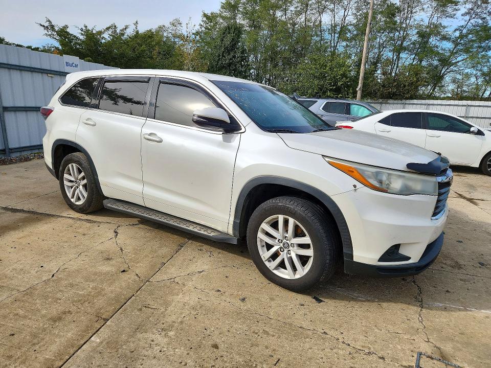 Zdjęcie 4 z aukcji – 2016 TOYOTA HIGHLANDER z VIN 5TDZARFH2GS021218