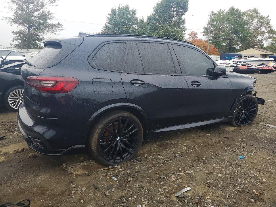 Снимка 3 от търг – 2021 BMW X5 с VIN 5UXCR6C06M9E63961