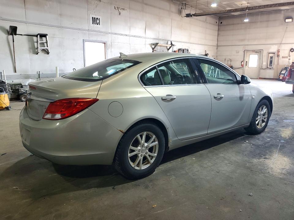 Zdjęcie 3 z aukcji – 2011 BUICK REGAL z VIN W04GP5EC3B1085398