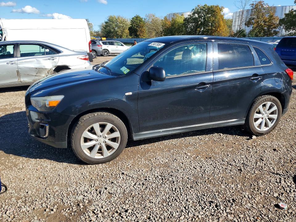 MITSUBISHI OUTLANDER SPORT 2015 с VIN 4A4AR3AU2FE059827 - Снимка от търг