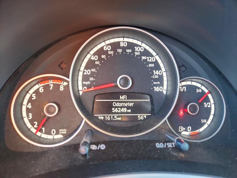 Снимка 9 от търг – 2015 VOLKSWAGEN BEETLE с VIN 3VW517AT1FM807053