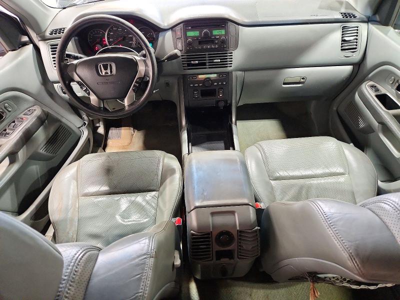 Снимка 8 от търг – 2004 HONDA PILOT с VIN 5FNYF18574B010247