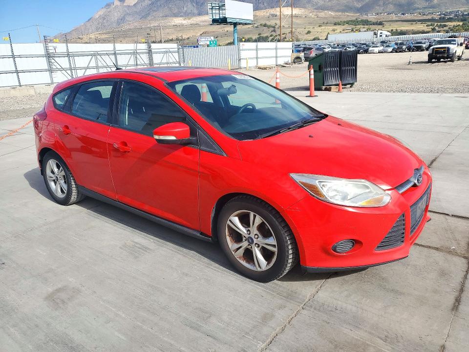 Снимка 4 от търг – 2014 FORD FOCUS с VIN 1FADP3K25EL287960