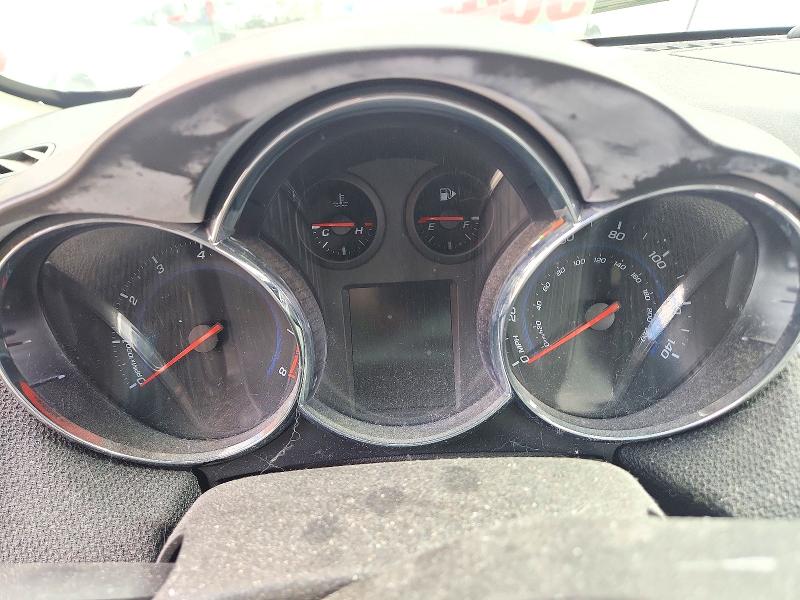 Снимка 9 от търг – 2014 CHEVROLET CRUZE с VIN 1G1PC5SB2E7412039