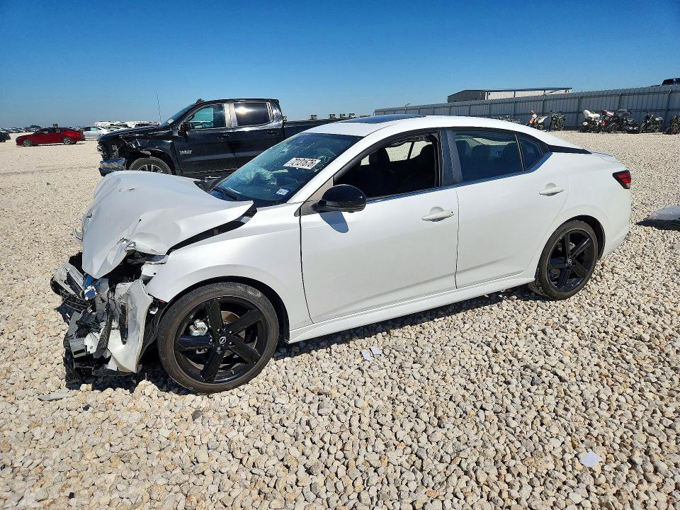 NISSAN SENTRA 2024 with VIN 3N1AB8DV2RY254091 - Photo from auction