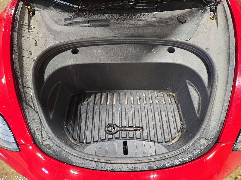 Снимка 11 от търг – 2023 TESLA MODEL 3 с VIN 5YJ3E1EA6PF433730